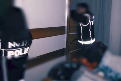 Bakan Yerlikaya: "Eş zamanlı olarak düzenlenen operasyonlarda 7 şüpheliyi yakaladık"