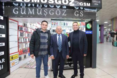 Başkan Büyükkılıç’tan Hunat Çarşısı esnafı ve vatandaşlarla samimi buluşma