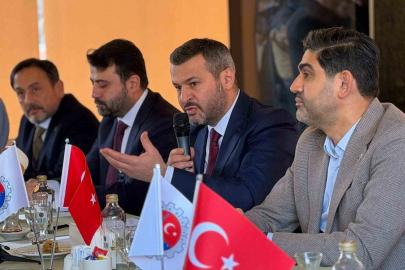 Başkan Çetinkaya gazetecilerle bir araya geldi