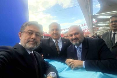 Başkan Kaya, Bakan Yumaklı ile deve güreşlerini görüştü