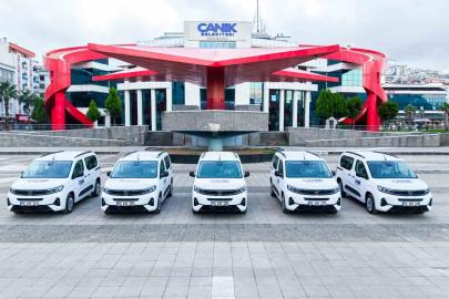 Başkan Sandıkçı: "Araç filomuzun gücüne güç katıyoruz"