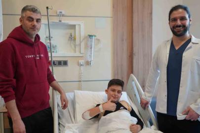 Batman’da ameliyat edilen hastanın bel kemikleri çıkarılıp tekrar takıldı