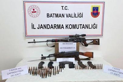 Batman’da uzun namlulu silah ve mühimmat ele geçirildi