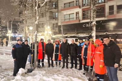Battalgazi’de buzlanmaya karşı tuzlama mesaisi