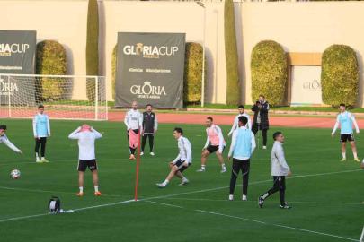 Beşiktaş, devre arası çalışmalarını Antalya’da sürdürüyor