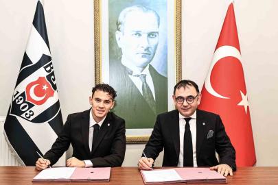 Beşiktaş, Kristjan Asllani’yi kadrosuna kattı