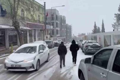 Besni’de yoğun kar yağışı başladı