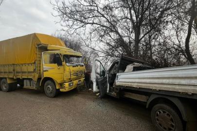 Bilecik’te ıslak yol kazaya neden oldu: 4 yaralı