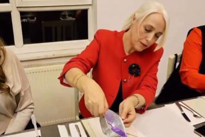 Bilecik’te polis eşlerinden dayanışma dolu mum atölyesi