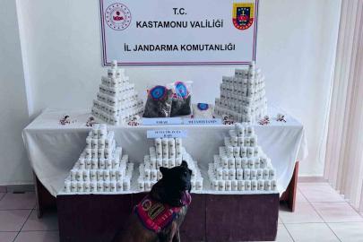 Binlerce sentetik ecza hapla yakalanan sanığın yargılamasına devam edildi
