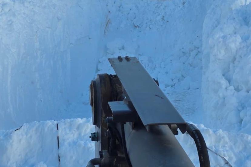 Bitlis’te köy yolları tek tek açılıyor