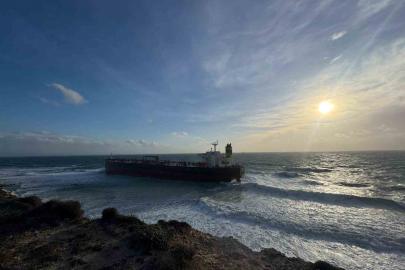 Bozcaada açıklarında karaya oturan tankerin 19 Aralık’ta Akdeniz’de vurulduğu ortaya çıktı