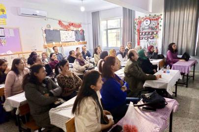 Bozyazı’da öğretmenlere ’çocuklarda vücut sağlığı ve doğru postür’ eğitimi verildi
