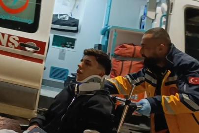 Bursa’da direksiyon hakimiyetini kaybeden sürücü direğe çarptı