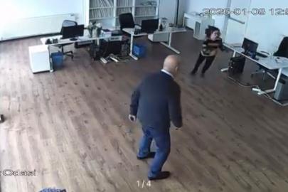 Bursa’da lodos dehşeti: Plazanın tavanı çöktü, facia kıl payı atlatıldı