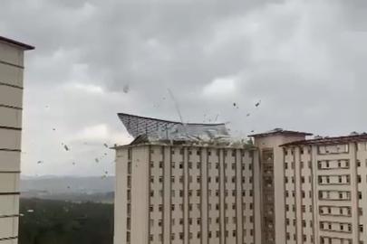 Bursa’da şiddetli fırtına çatıları böyle uçurdu