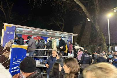 Bursalılar Miraç Kandili’nde Ulu Cami’ye akın etti