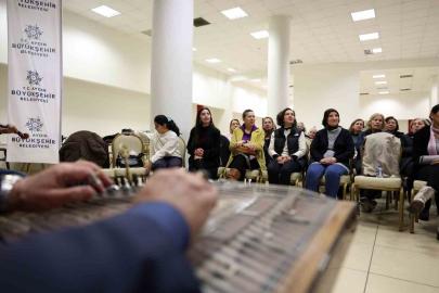 Büyükşehir Türk Sanat Müziği Korosu yılsonu gösterisine hazırlanıyor