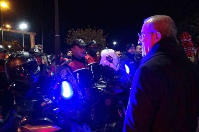 Çanakkale Valisi Toraman, yılbaşında görev başındaki personeli ziyaret etti