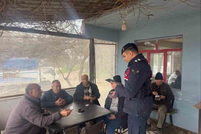 Çanakkale’de çeşitli suçlardan aranan 22 şüpheli yakalandı