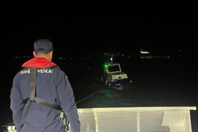 Çanakkale’de sürüklenen teknedeki 3 kişi kurtarıldı