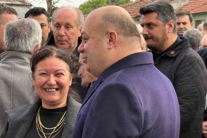 Cenazede dikkat çeken rahatlık: Başkanın kahkahaları tepki çekti