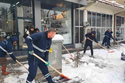 Çermik Belediyesi kar temizliğine başladı