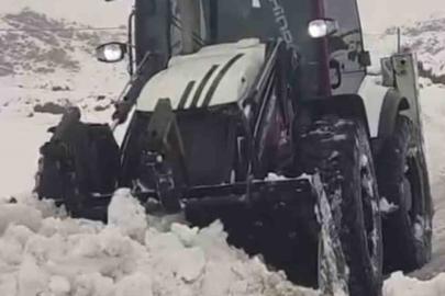 Çermikte kardan dolayı kapanan mahalle yolları ulaşıma açıldı