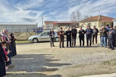 Çifteler’de umre yolcuları dualarla uğurlandı