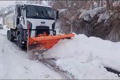 Çığ riski nedeniyle kapalı 30 köy yolu için çalışma başlatıldı