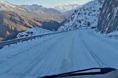 Çoruh vadisi buz pistine döndü