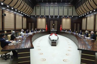 Cumhurbaşkanı Erdoğan, Cumhurbaşkanlığı Politika Kurullarının başkan vekillerini kabul etti