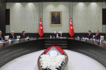 Cumhurbaşkanı Recep Tayyip Erdoğan başkanlığındaki yılın ilk Milli Güvenlik Kurulu (MGK) toplantısı Beştepe’de başladı.