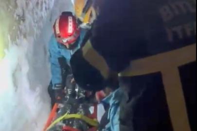 Damda kar temizlerken üzerlerine çığ düştü