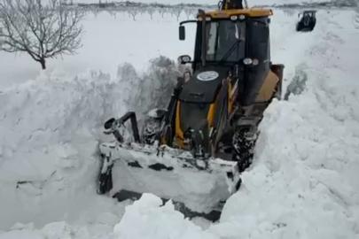 Darende Belediyesi’nden karla mücadelede yoğun mesai