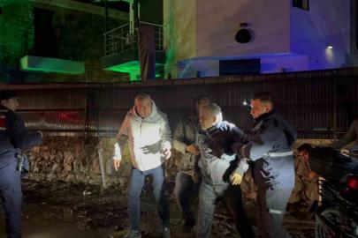 Datça’da sele kapılan sürücü, çalıya tutunarak hayatta kaldı