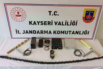 Define arayan 5 kişi suçüstü yakalandı