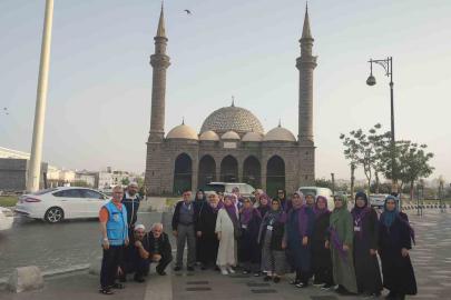 Denizli umre kafilesi Medine’de manevi dolu bir gün yaşadı