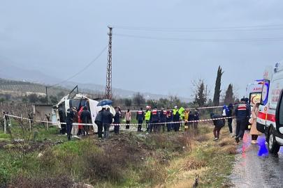 Denizli Valiliği memurları taşıyan servis kazasına ilişkin açıklama yaptı