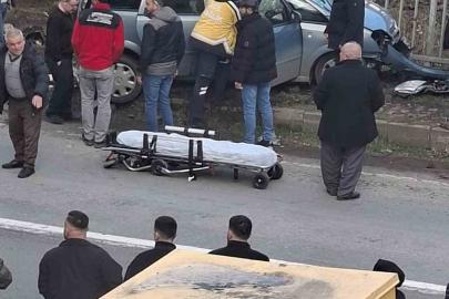 Direksiyon başında kalp krizi geçirip kaza yapan sürücü öldü