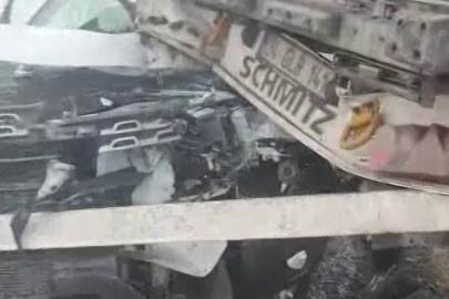 Diyarbakır’da buz tutan yolda zincirleme kaza: 3 yaralı