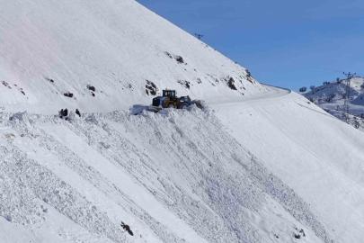 Diyarbakır’da kırsal mahallelerde 2 bin 622 kilometre yol ulaşıma açıldı