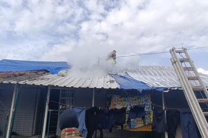 Dörtyol’da çatı yangını