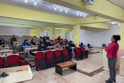 Edremit MYO öğrencilerine hijyen eğitimi verildi