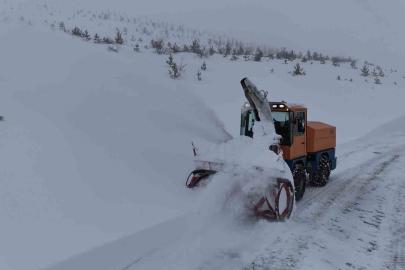 Elazığ’da 113  köy yolunda çalışmalar sürüyor