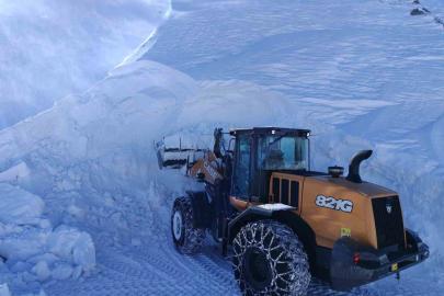 Elazığ’da kapalı 115 köy yolunda çalışmalar sürüyor