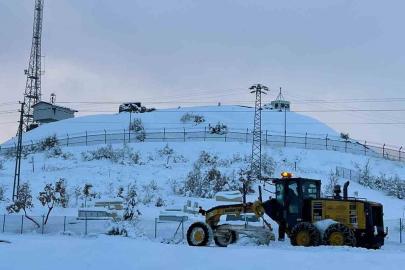 Elazığ’da kapalı 19 köy yolunda çalışmalar sürüyor