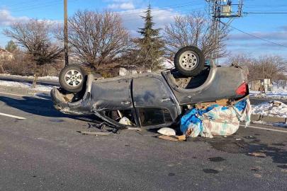 Elazığ’da pikap takla attı: 3 yaralı