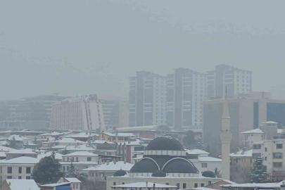 Elazığ’da yüksek kesimlerde sis etkili oluyor