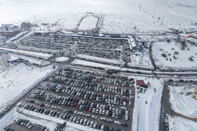 Erciyes hafta sonu 320 bin kişiyi ağırladı